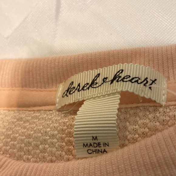 Derek heart NWT fuzzy tie dye crop size M - Picture 4 of 5